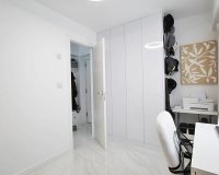 Revente - Appartement -
Torrevieja