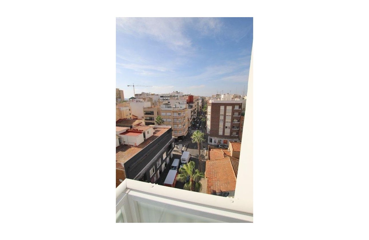 Revente - Appartement -
Torrevieja