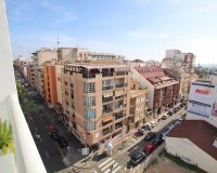 Revente - Appartement -
Torrevieja