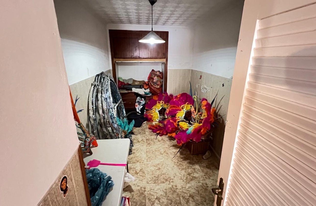 Revente - Appartement -
Torrevieja