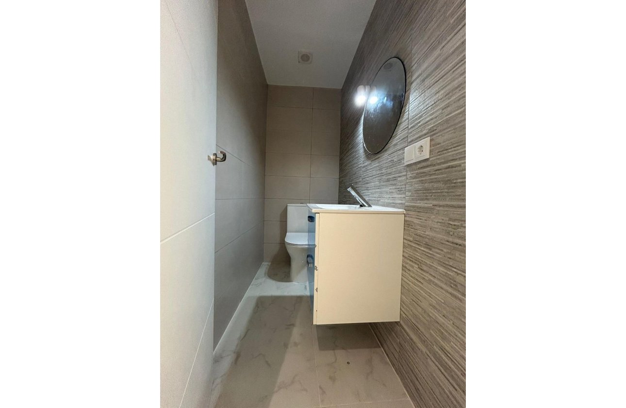 Revente - Appartement -
Torrevieja