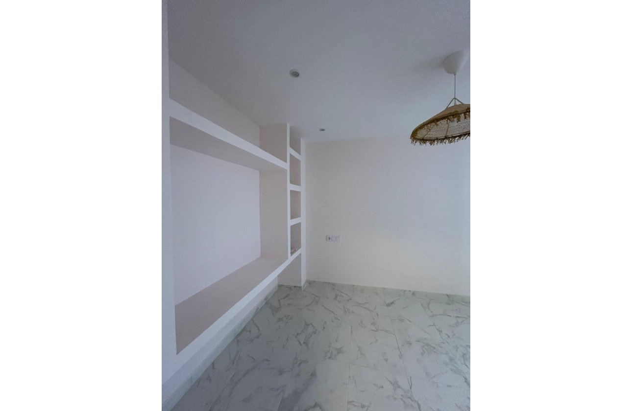 Revente - Appartement -
Torrevieja