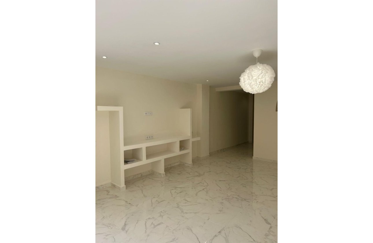 Revente - Appartement -
Torrevieja