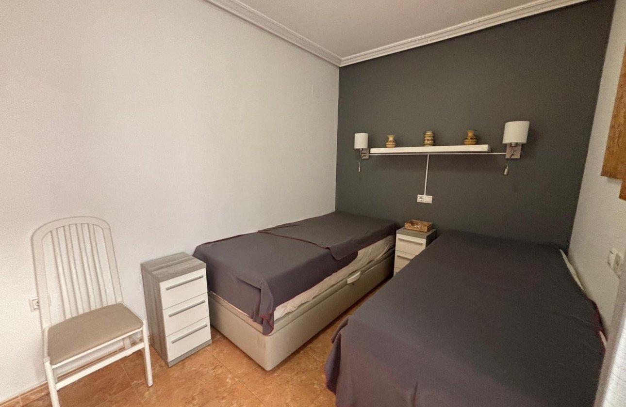 Revente - Appartement -
Torrevieja