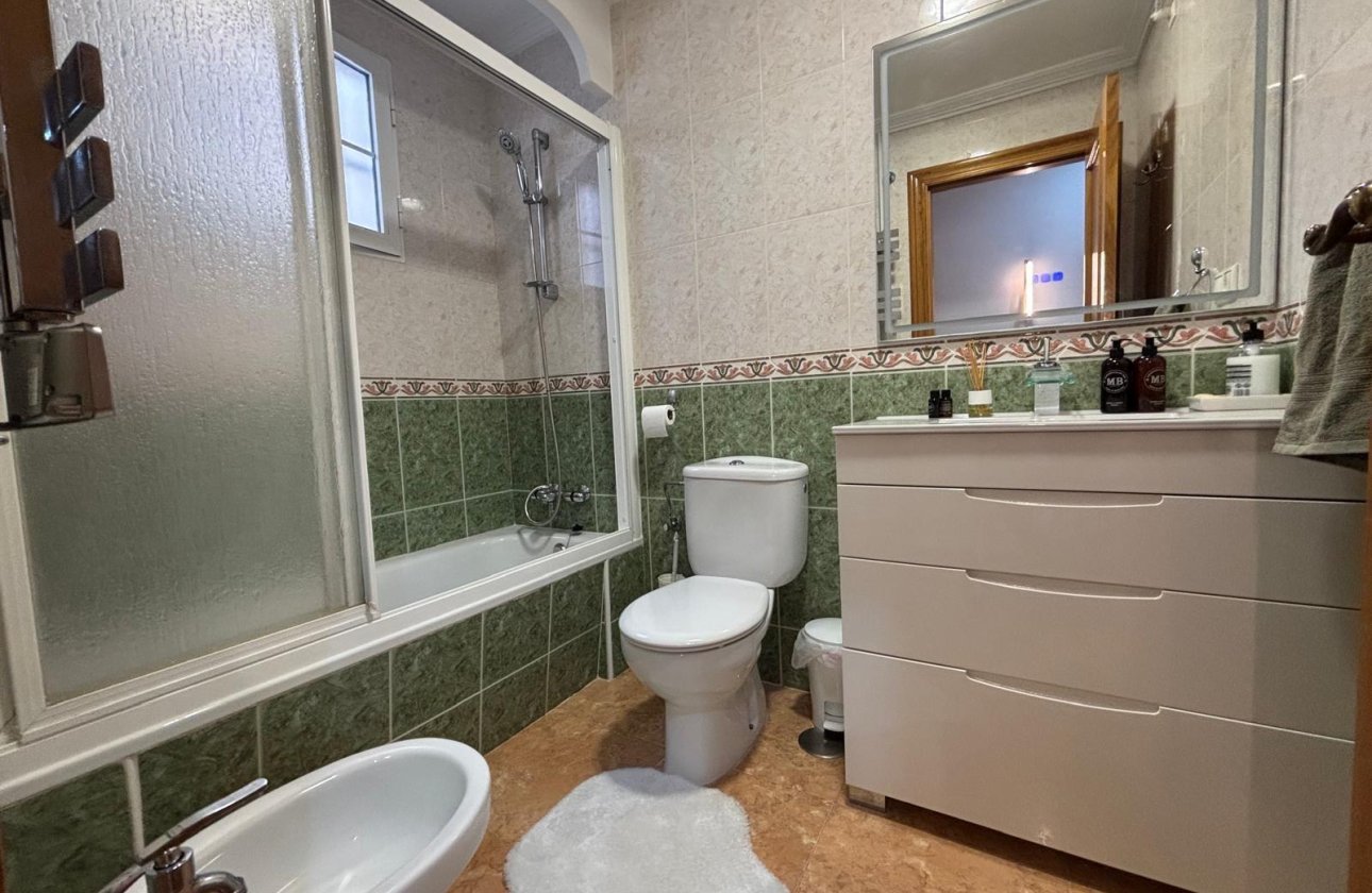 Revente - Appartement -
Torrevieja