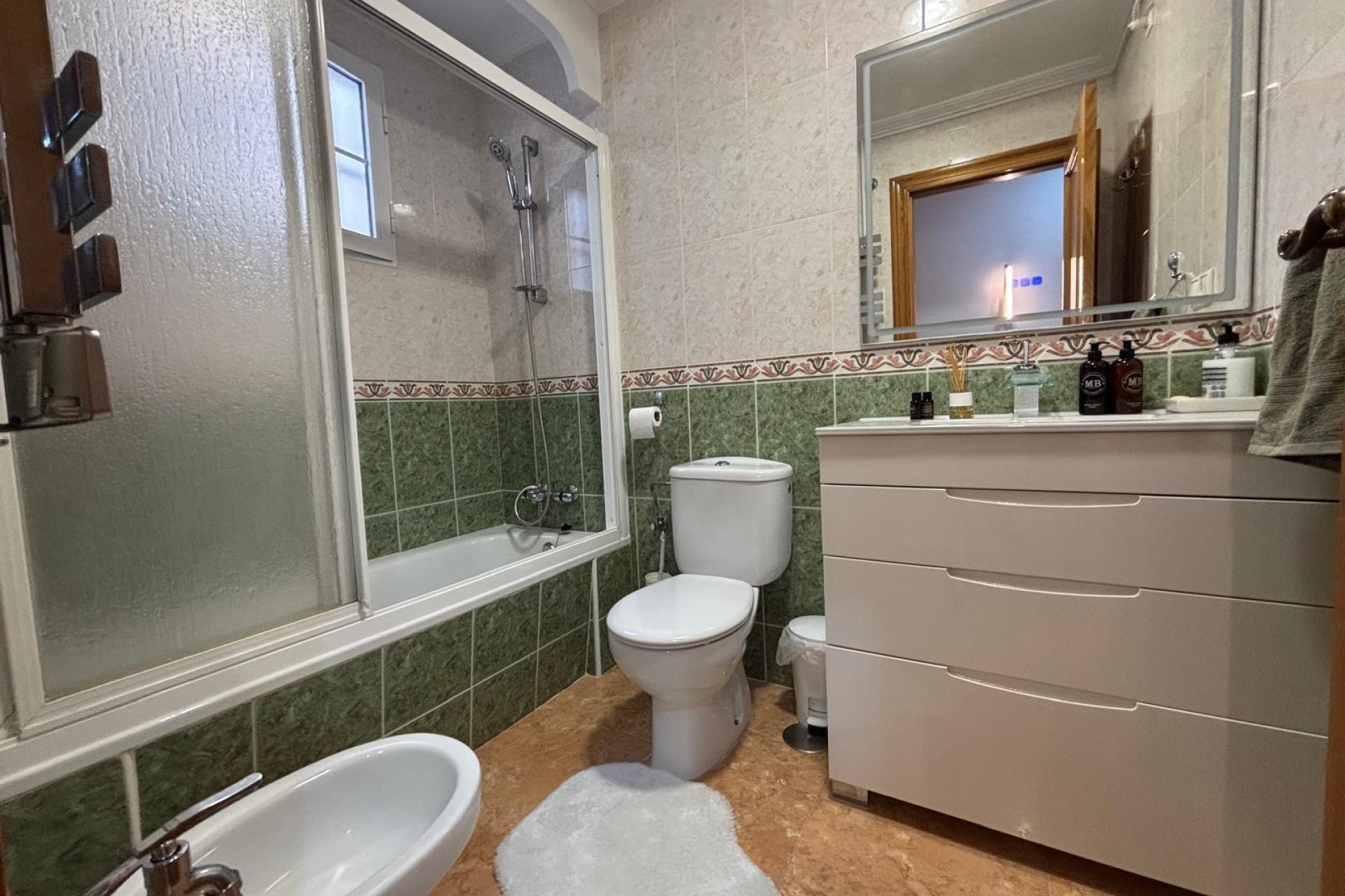Revente - Appartement -
Torrevieja