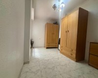 Revente - Appartement -
Torrevieja