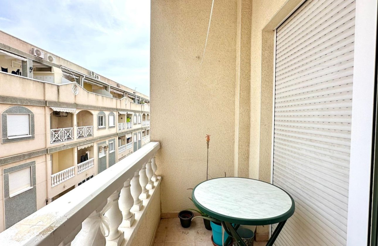 Revente - Appartement -
Torrevieja