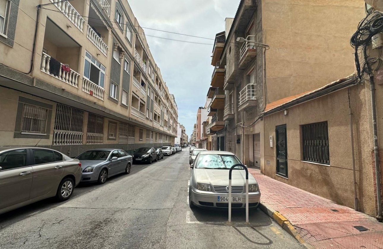 Revente - Appartement -
Torrevieja