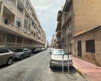 Revente - Appartement -
Torrevieja