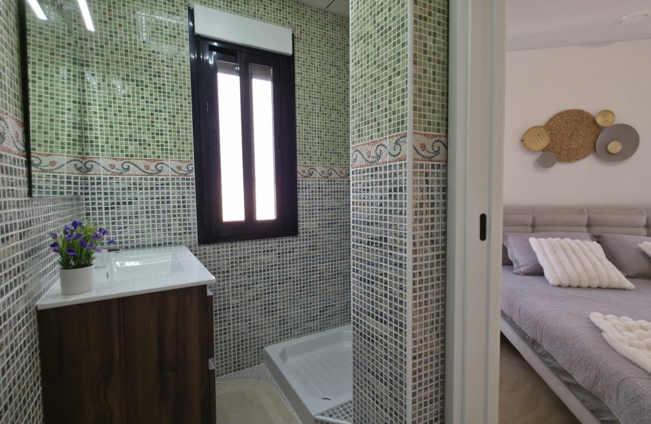 Revente - Appartement -
Torrevieja