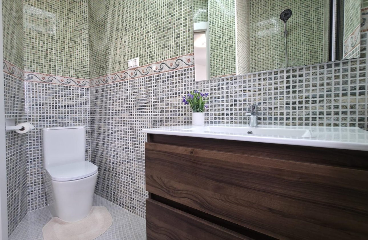 Revente - Appartement -
Torrevieja