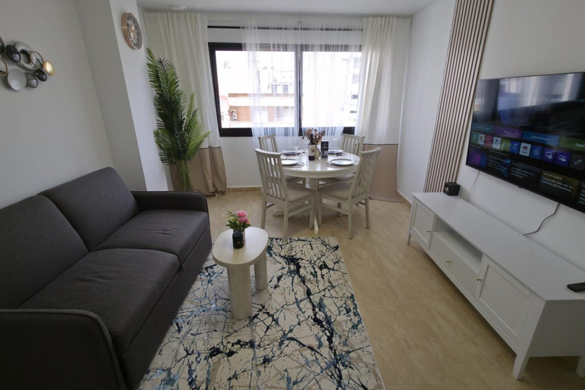 Revente - Appartement -
Torrevieja