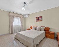 Revente - Appartement -
Torrevieja