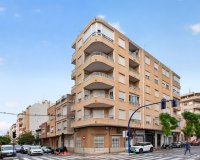 Revente - Appartement -
Torrevieja