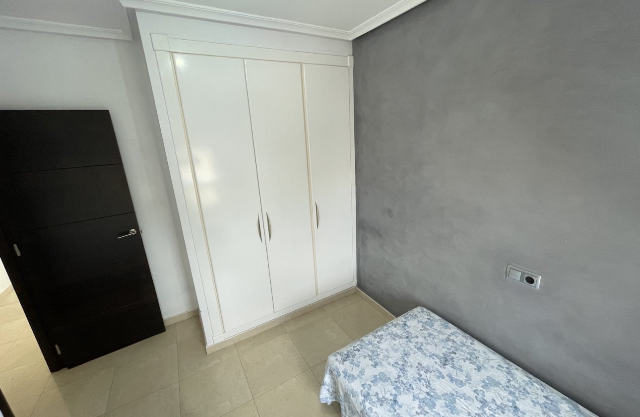 Revente - Appartement -
Villamartin - Costa Blanca