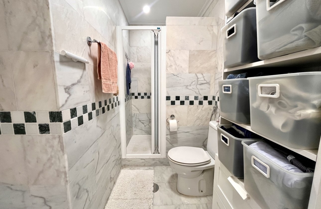 Revente - Appartement -
Villamartin - Costa Blanca