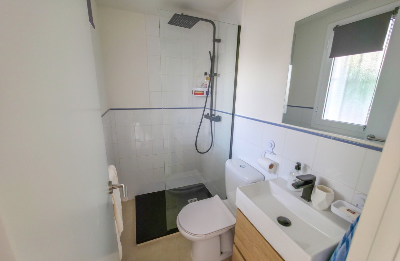 Revente - Appartement -
Villamartin - Costa Blanca