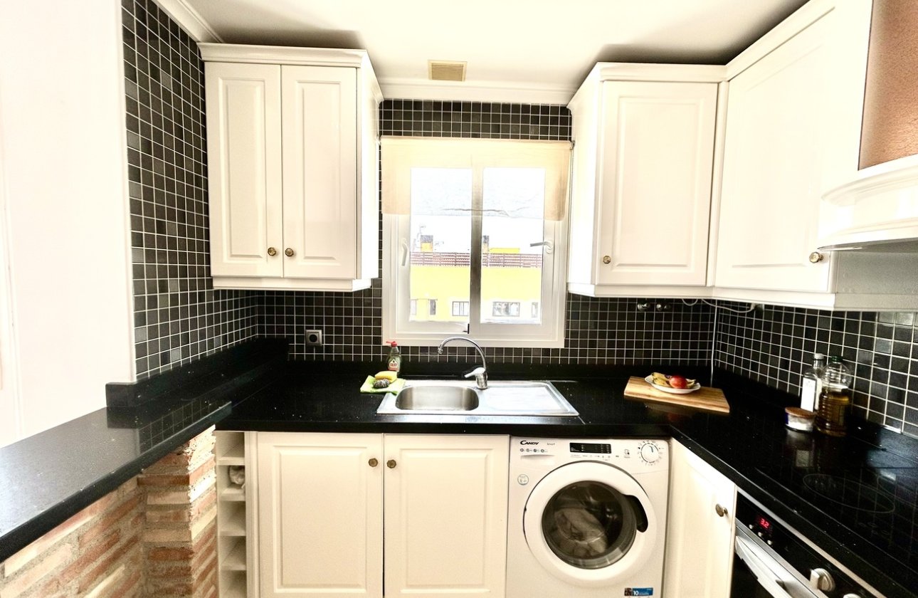 Revente - Appartement -
Villamartin - Costa Blanca