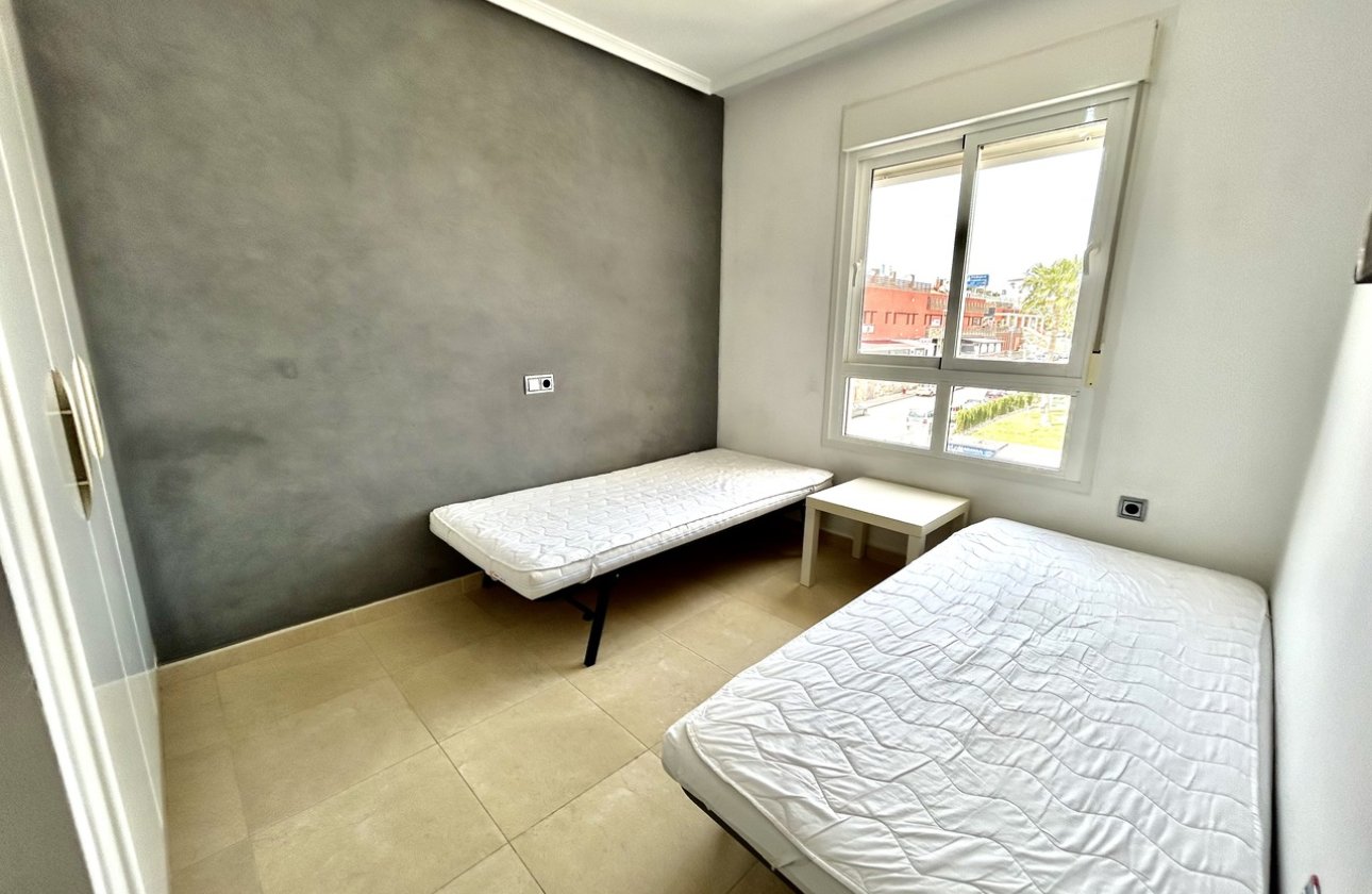 Revente - Appartement -
Villamartin - Costa Blanca