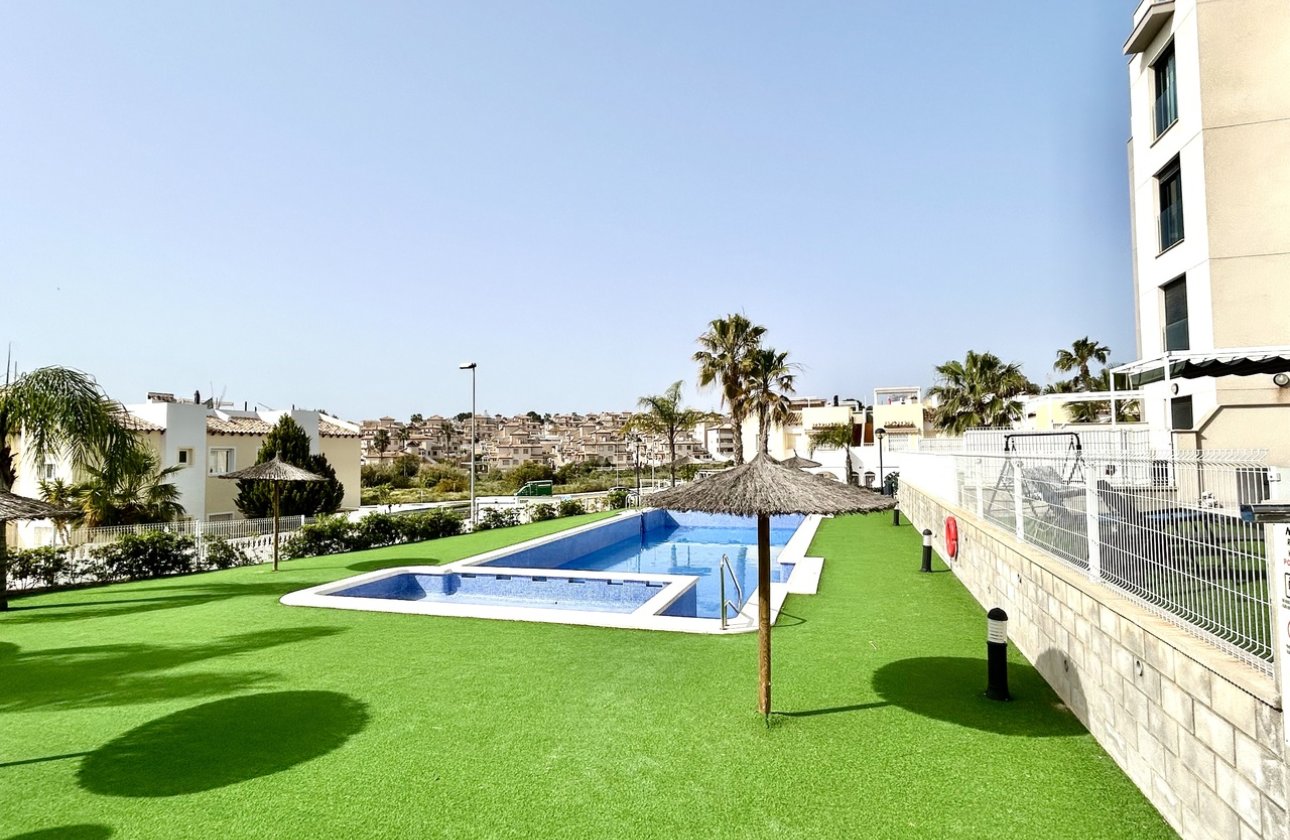 Revente - Appartement -
Villamartin - Costa Blanca