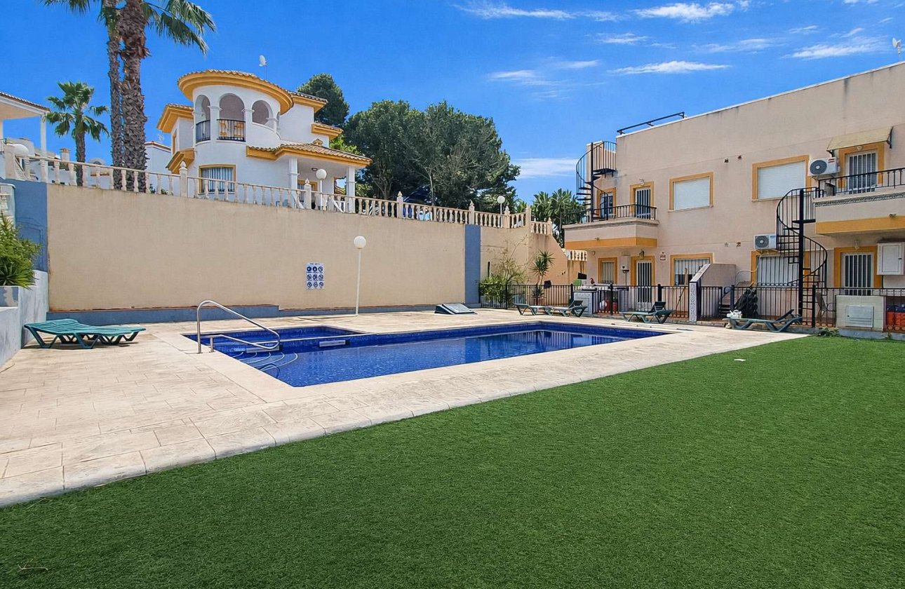 Revente - Appartement -
Villamartin - Costa Blanca