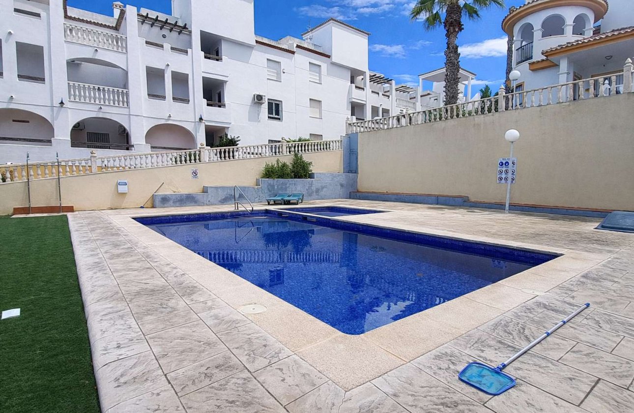 Revente - Appartement -
Villamartin - Costa Blanca