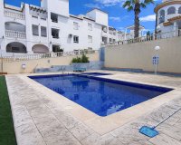 Revente - Appartement -
Villamartin - Costa Blanca