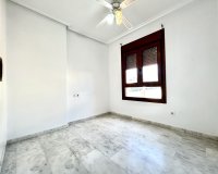 Revente - Appartement -
Villamartin - Costa Blanca