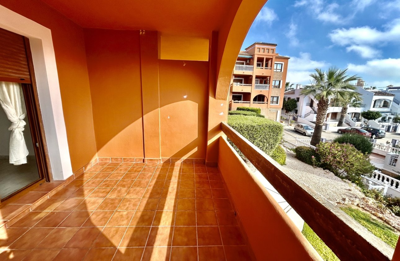 Revente - Appartement -
Villamartin - Costa Blanca