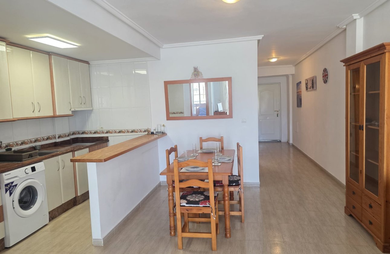 Revente - Appartement -
Villamartin - Costa Blanca