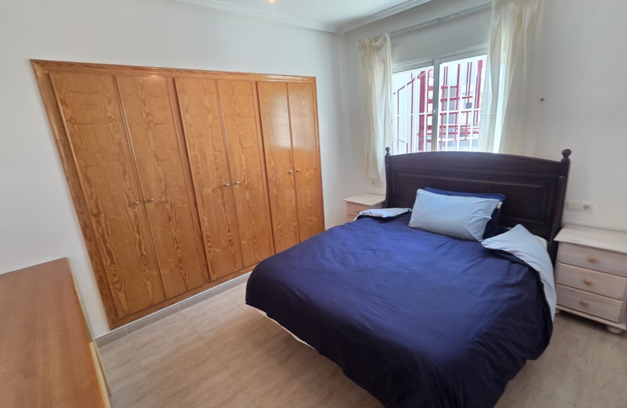 Revente - Appartement -
Villamartin - Costa Blanca