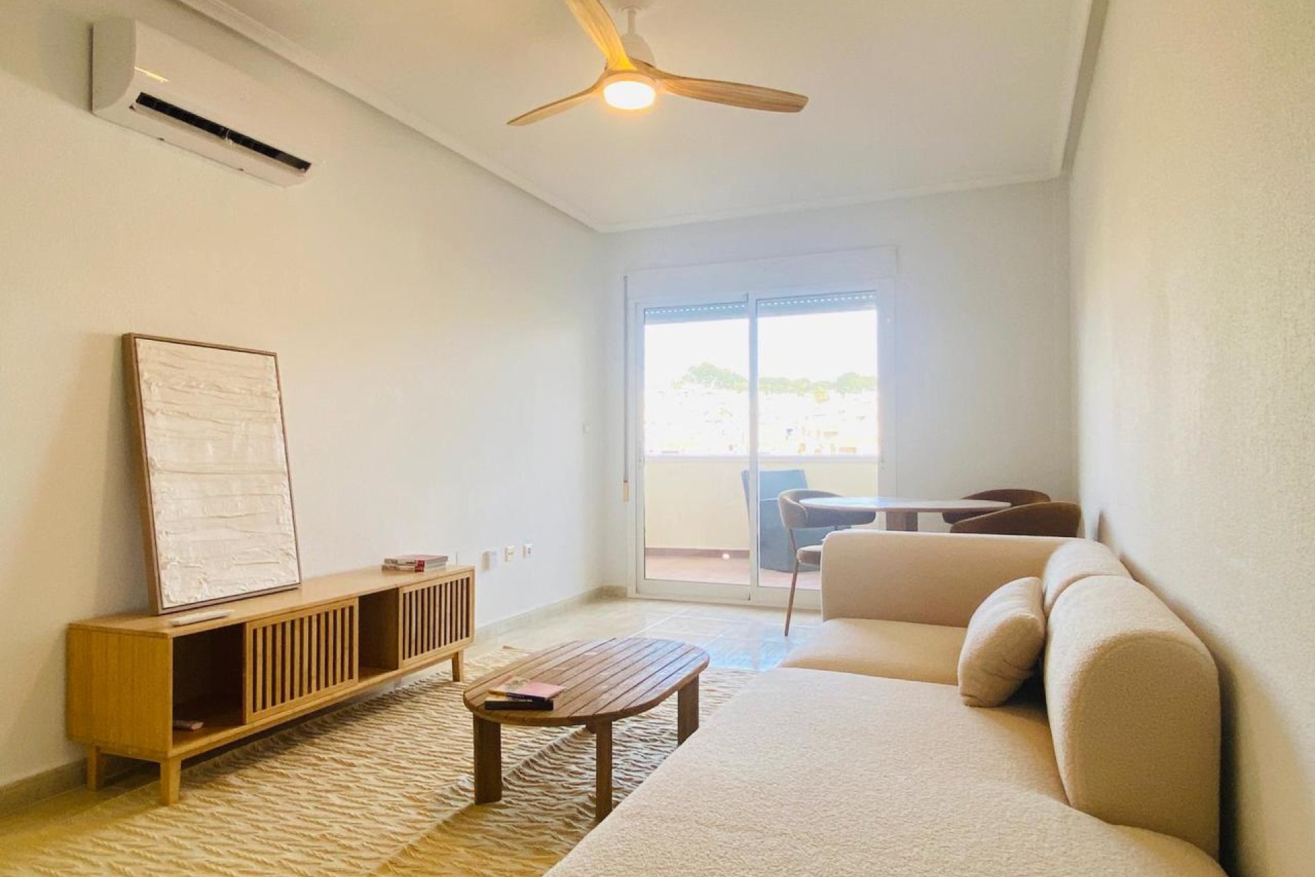 Revente - Appartement -
Villamartin - Costa Blanca