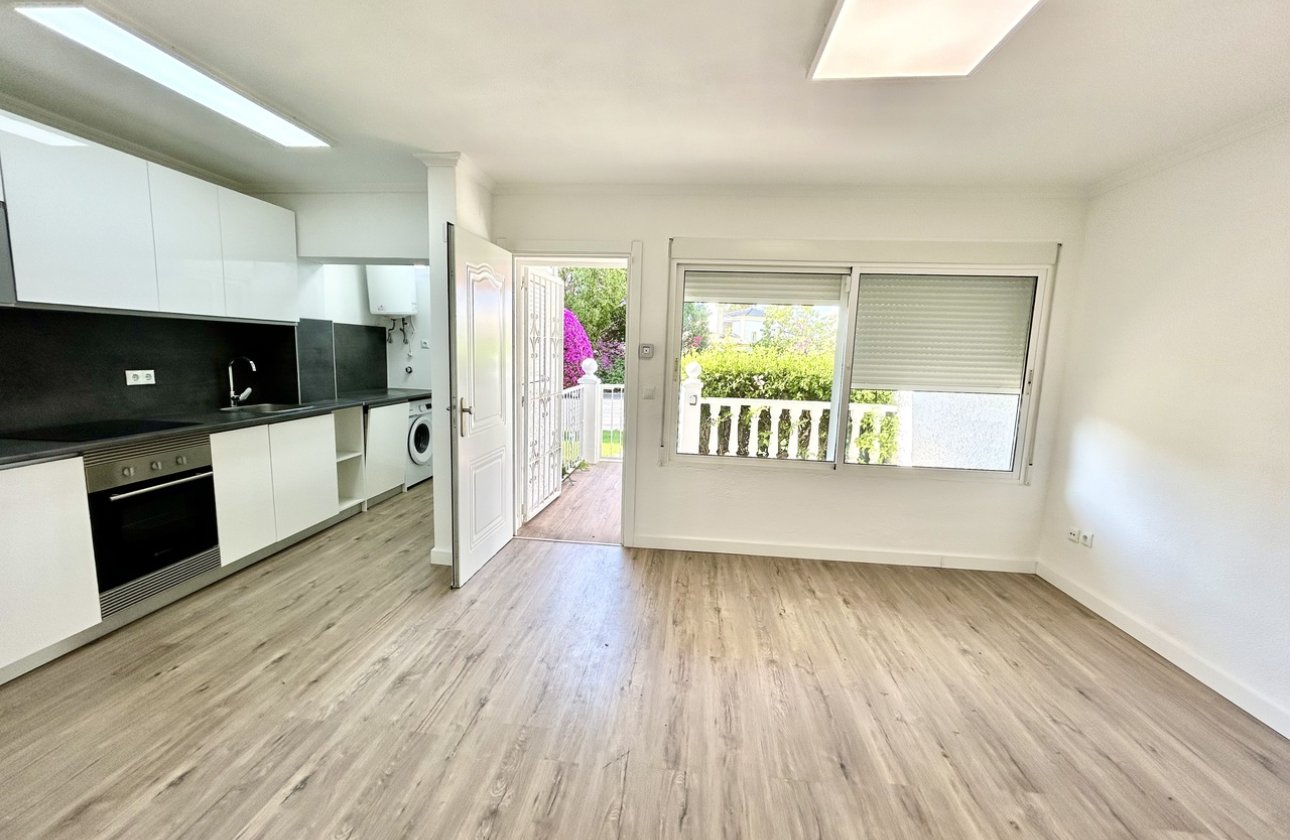 Revente - Appartement -
Villamartin - Costa Blanca