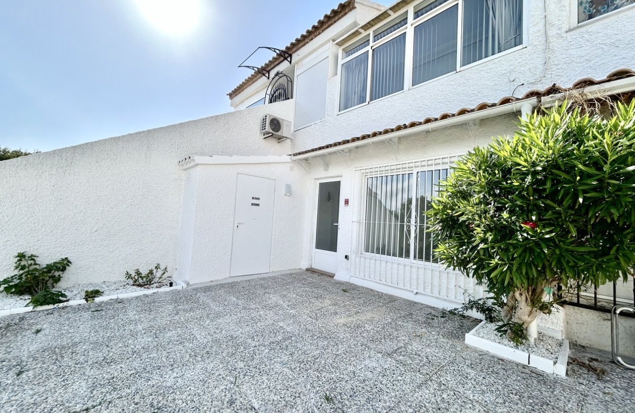 Revente - Appartement -
Villamartin - Costa Blanca