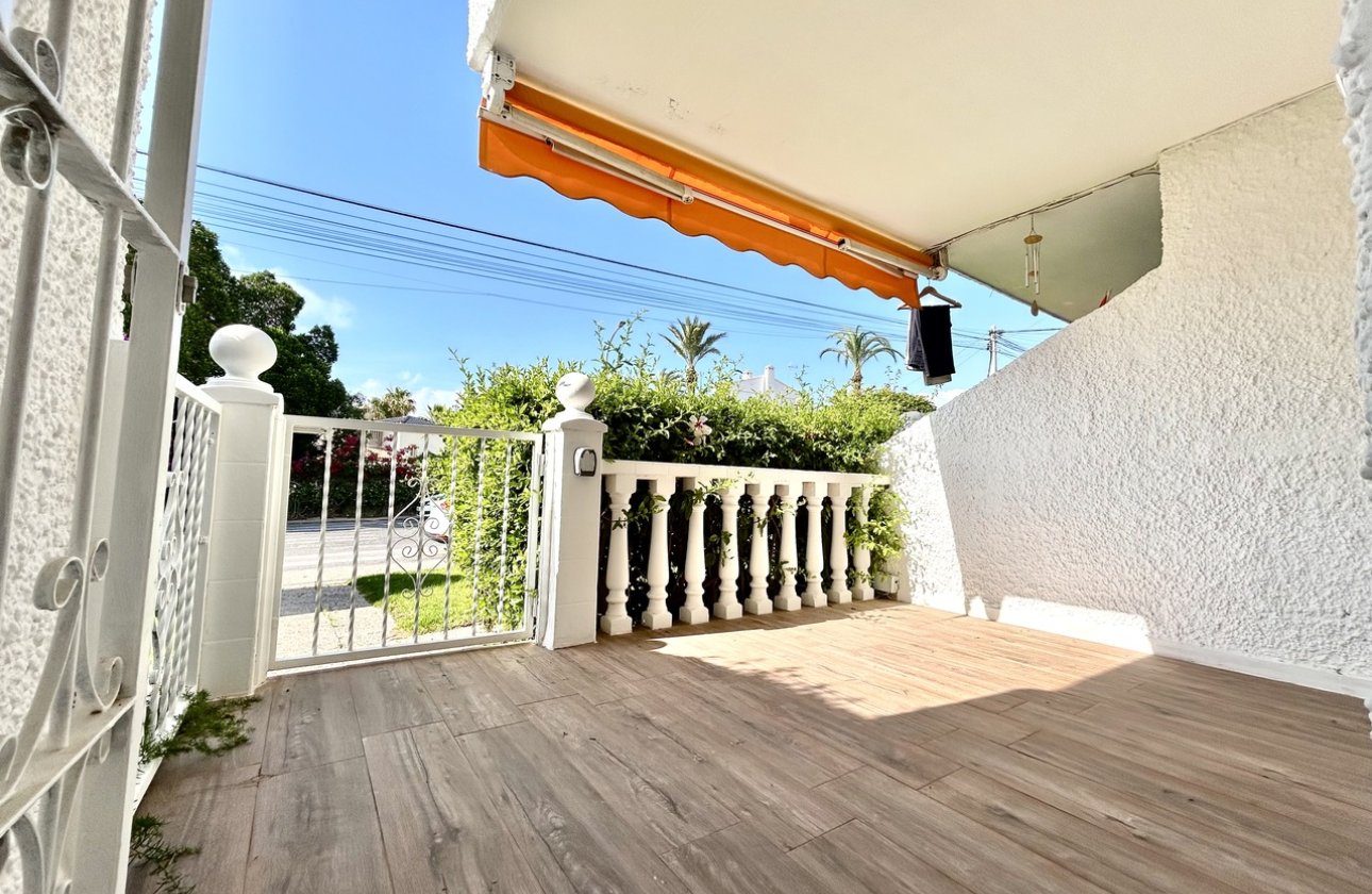 Revente - Appartement -
Villamartin - Costa Blanca