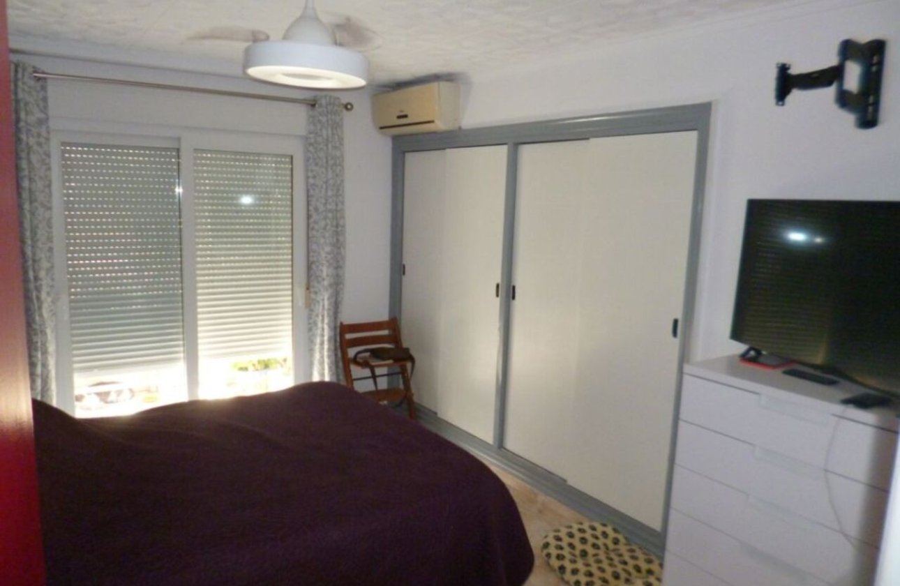 Revente - Appartement -
Villamartin - Costa Blanca