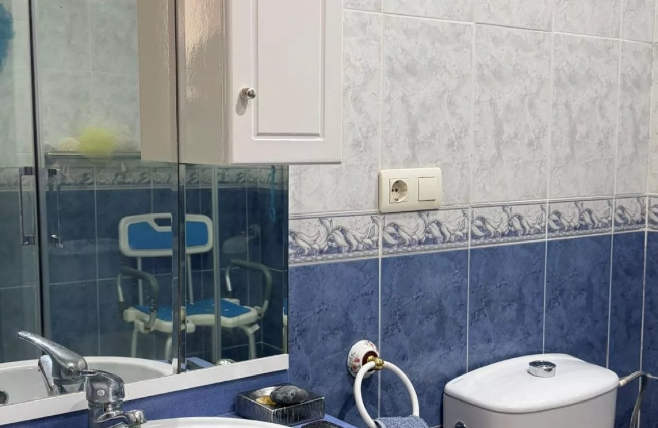 Revente - Appartement -
Villamartin - Costa Blanca