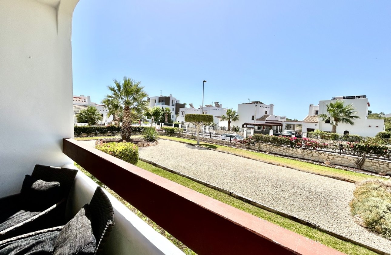 Revente - Appartement -
Villamartin - Costa Blanca