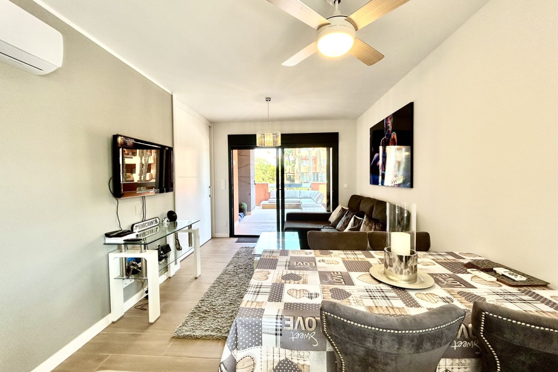 Revente - Appartement -
Villamartin - Costa Blanca