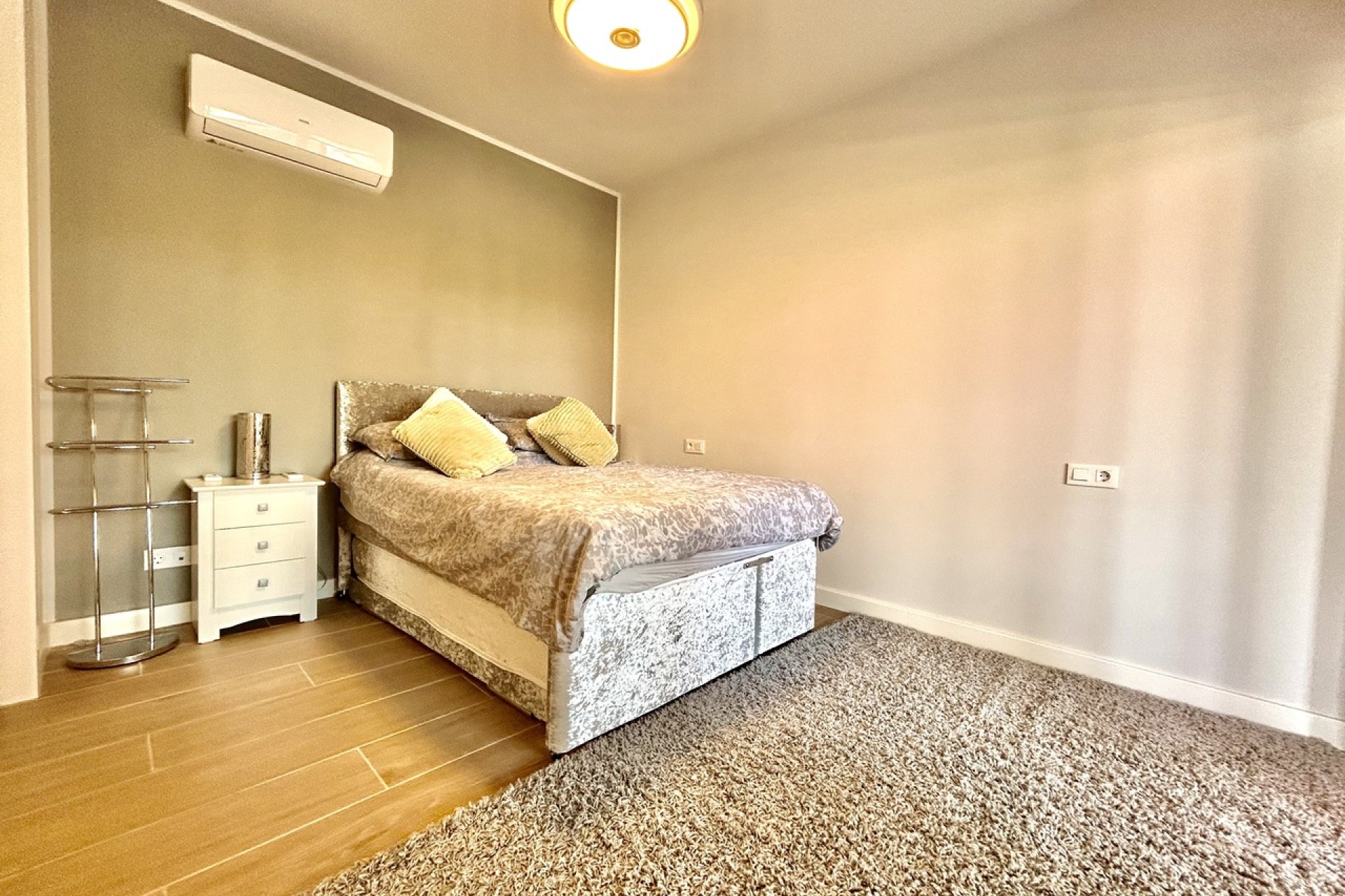Revente - Appartement -
Villamartin - Costa Blanca