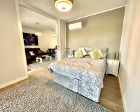 Revente - Appartement -
Villamartin - Costa Blanca