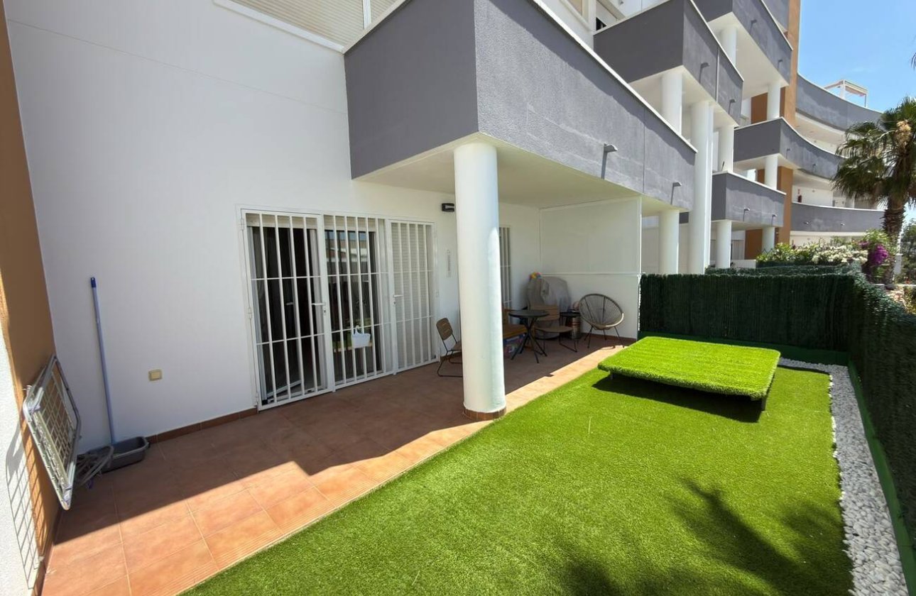 Revente - Appartement -
Villamartin - Costa Blanca