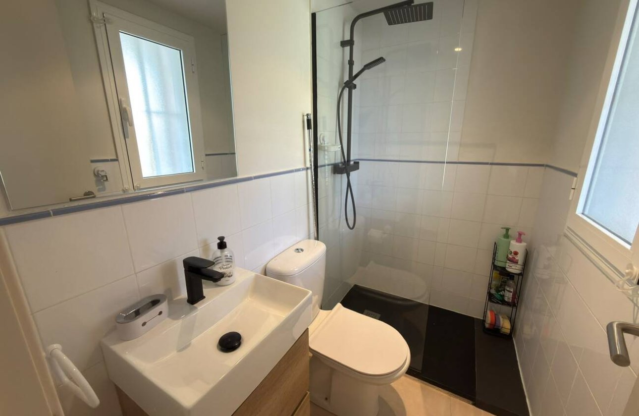 Revente - Appartement -
Villamartin - Costa Blanca