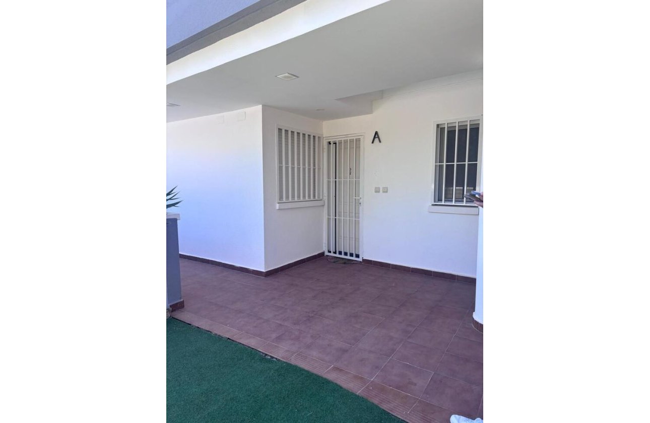 Revente - Appartement -
Villamartin - Costa Blanca