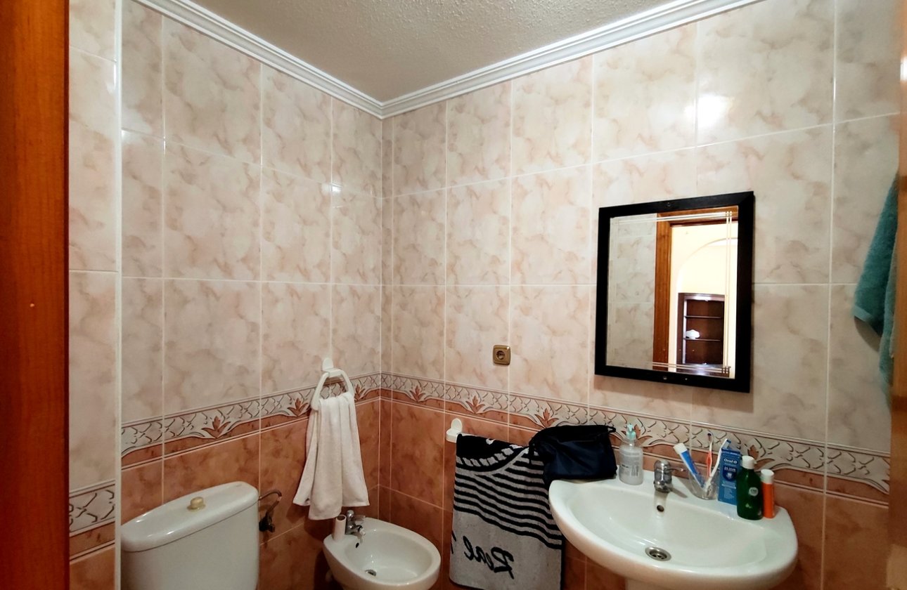 Revente - Appartement -
Villamartin - Costa Blanca