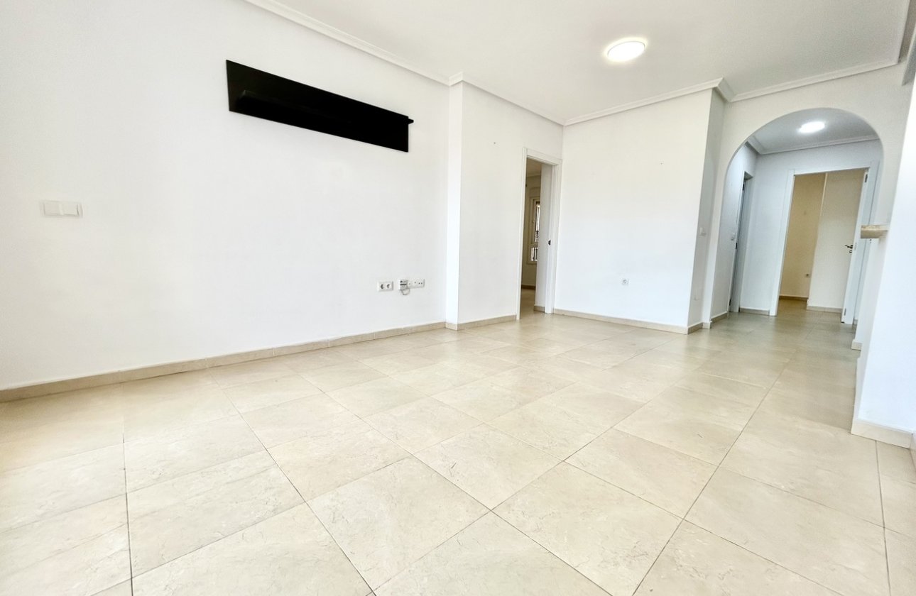 Revente - Appartement -
Villamartin - Costa Blanca