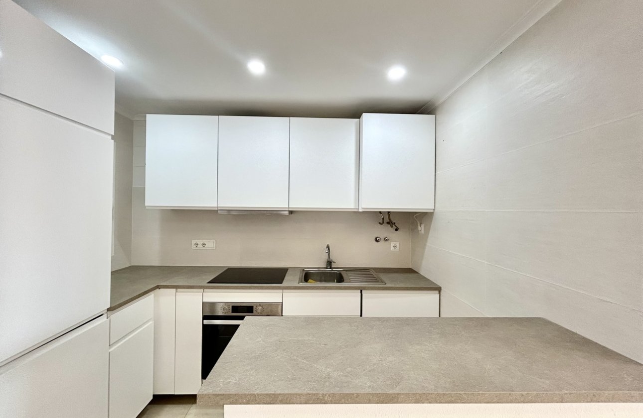 Revente - Appartement -
Villamartin - Costa Blanca