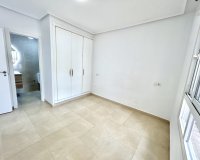 Revente - Appartement -
Villamartin - Costa Blanca
