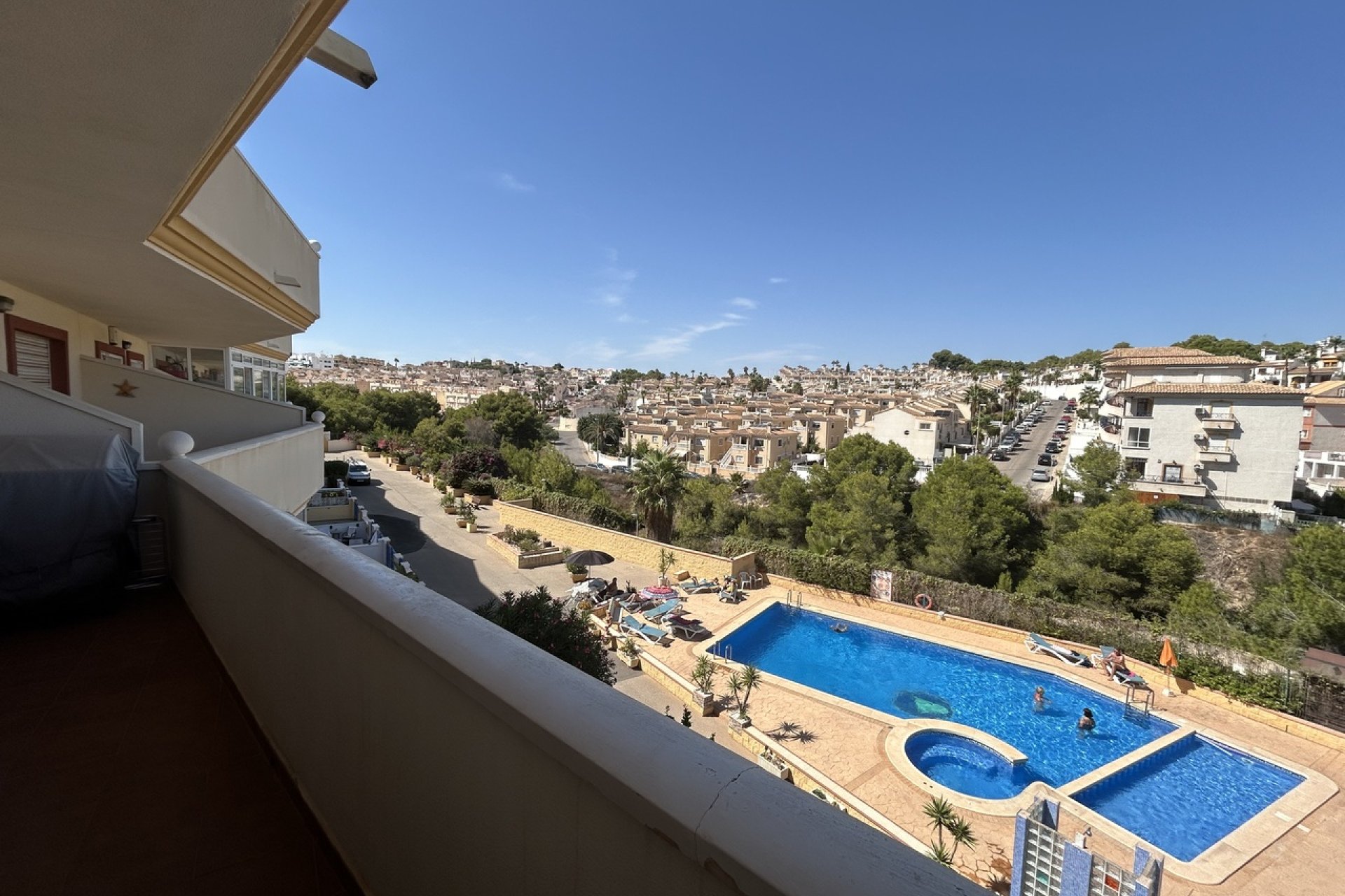 Revente - Appartement -
Villamartin - Costa Blanca
